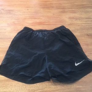 Nike drifit shorts. Lined
